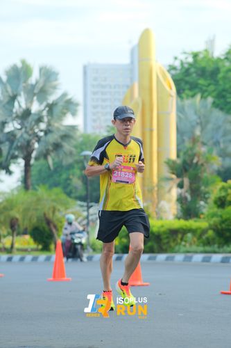 Race photo from Isoplus Run 2024 Surabaya