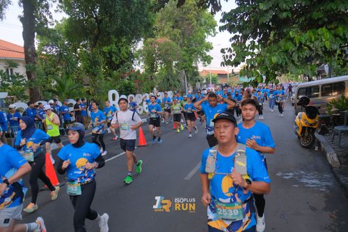 Race photo from Isoplus Run 2024 Surabaya