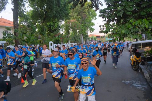 Race photo from Isoplus Run 2024 Surabaya