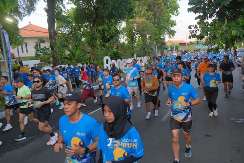 Race photo from Isoplus Run 2024 Surabaya