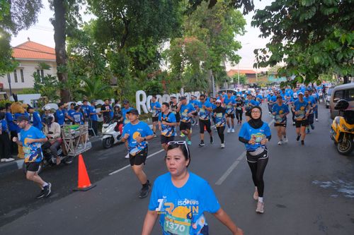 Race photo from Isoplus Run 2024 Surabaya