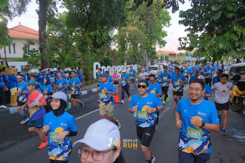Race photo from Isoplus Run 2024 Surabaya