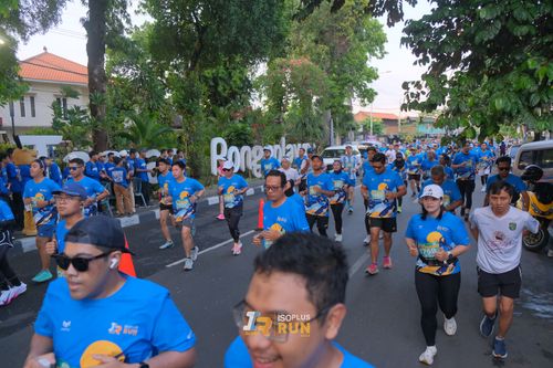 Race photo from Isoplus Run 2024 Surabaya