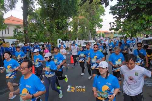 Race photo from Isoplus Run 2024 Surabaya