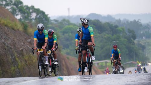 Race photo from Cycling de Jabar 2024