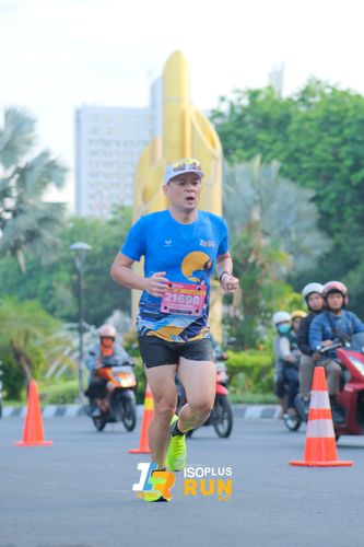 Race photo from Isoplus Run 2024 Surabaya