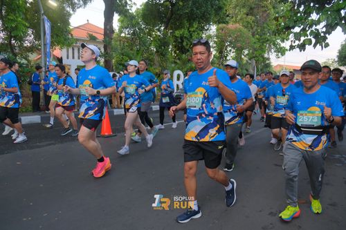 Race photo from Isoplus Run 2024 Surabaya