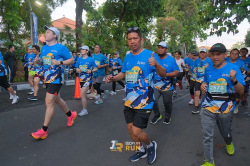 Race photo from Isoplus Run 2024 Surabaya