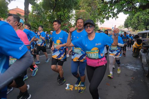Race photo from Isoplus Run 2024 Surabaya