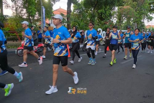 Race photo from Isoplus Run 2024 Surabaya