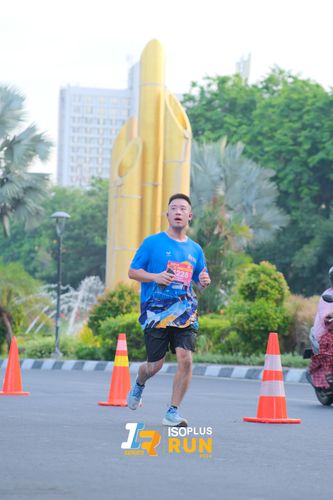 Race photo from Isoplus Run 2024 Surabaya