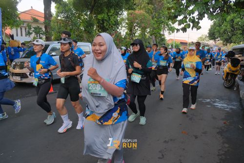 Race photo from Isoplus Run 2024 Surabaya