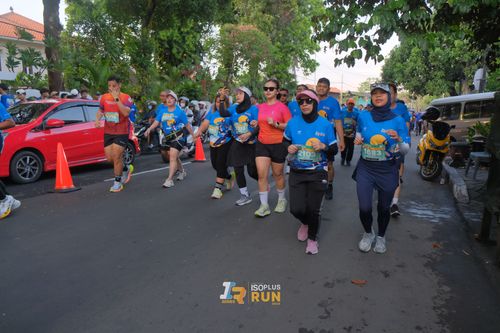 Race photo from Isoplus Run 2024 Surabaya