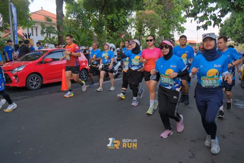 Race photo from Isoplus Run 2024 Surabaya