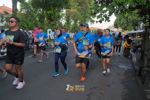 Race photo from Isoplus Run 2024 Surabaya