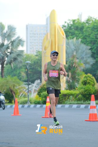 Race photo from Isoplus Run 2024 Surabaya