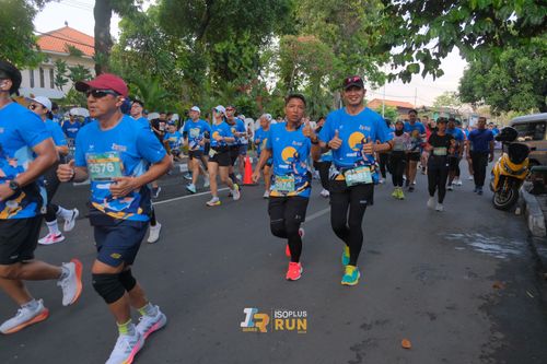 Race photo from Isoplus Run 2024 Surabaya