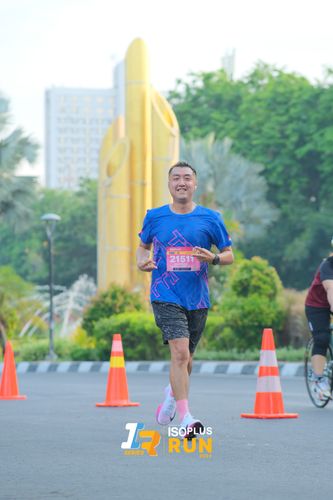 Race photo from Isoplus Run 2024 Surabaya