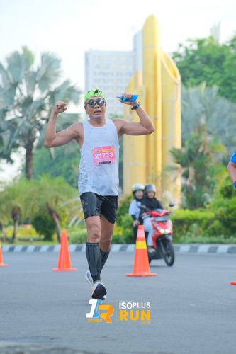Race photo from Isoplus Run 2024 Surabaya