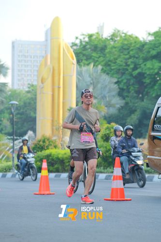 Race photo from Isoplus Run 2024 Surabaya