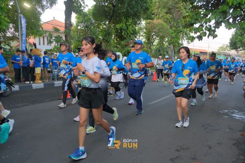 Race photo from Isoplus Run 2024 Surabaya