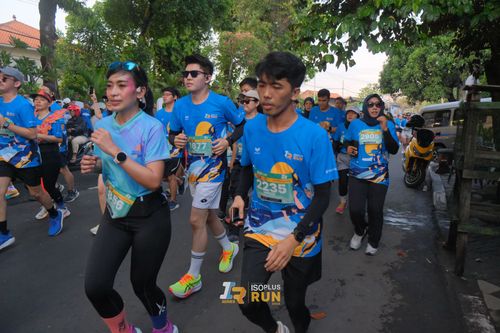 Race photo from Isoplus Run 2024 Surabaya