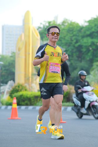 Race photo from Isoplus Run 2024 Surabaya