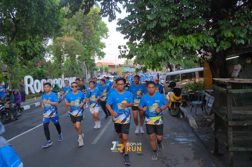Race photo from Isoplus Run 2024 Surabaya