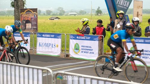 Race photo from Cycling de Jabar 2024