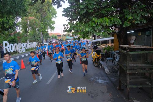 Race photo from Isoplus Run 2024 Surabaya
