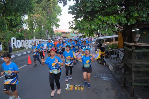 Race photo from Isoplus Run 2024 Surabaya