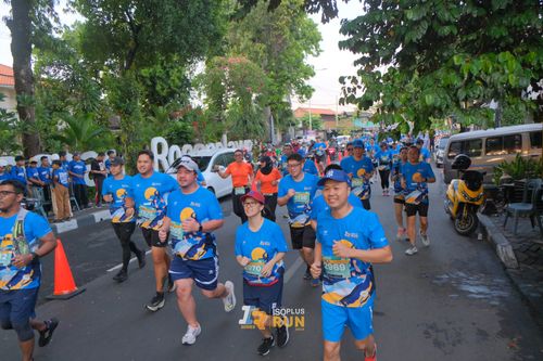 Race photo from Isoplus Run 2024 Surabaya