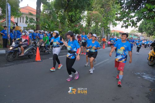 Race photo from Isoplus Run 2024 Surabaya