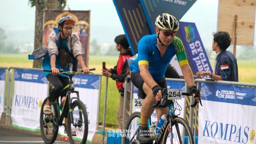 Race photo from Cycling de Jabar 2024