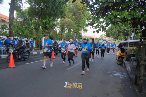 Race photo from Isoplus Run 2024 Surabaya