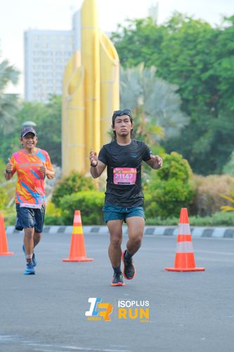 Race photo from Isoplus Run 2024 Surabaya