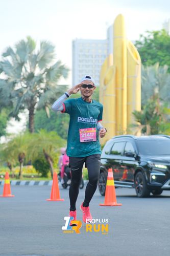 Race photo from Isoplus Run 2024 Surabaya