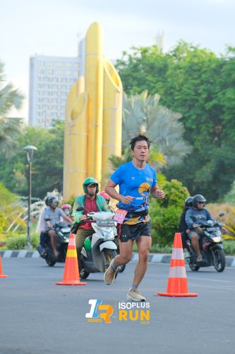 Race photo from Isoplus Run 2024 Surabaya