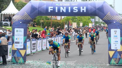 Race photo from Cycling de Jabar 2024