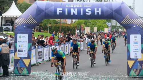 Race photo from Cycling de Jabar 2024