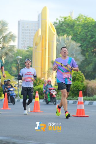Race photo from Isoplus Run 2024 Surabaya
