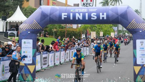 Race photo from Cycling de Jabar 2024