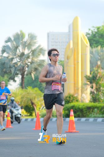 Race photo from Isoplus Run 2024 Surabaya