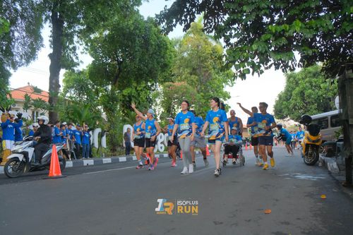 Race photo from Isoplus Run 2024 Surabaya