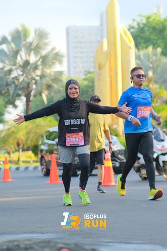 Race photo from Isoplus Run 2024 Surabaya