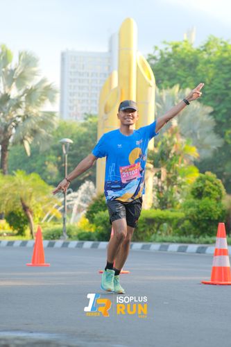 Race photo from Isoplus Run 2024 Surabaya