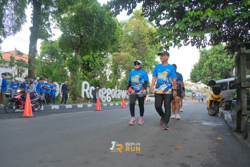 Race photo from Isoplus Run 2024 Surabaya
