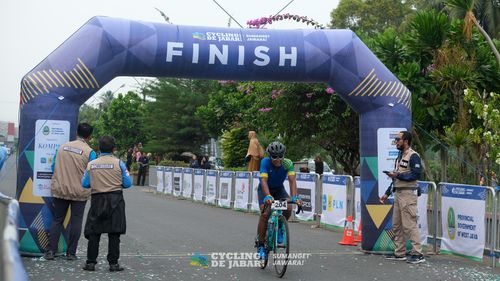 Race photo from Cycling de Jabar 2024