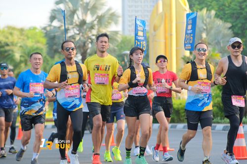 Race photo from Isoplus Run 2024 Surabaya
