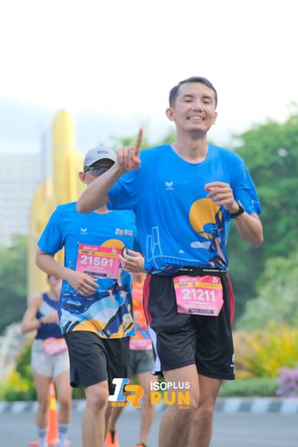 Race photo from Isoplus Run 2024 Surabaya